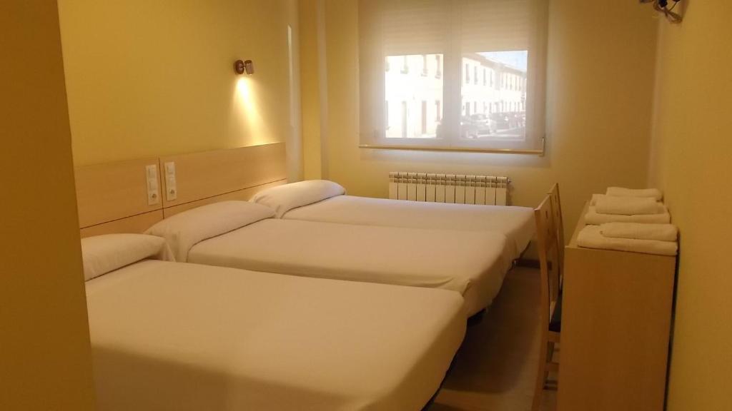 Hostal Europa カステホン 部屋 写真
