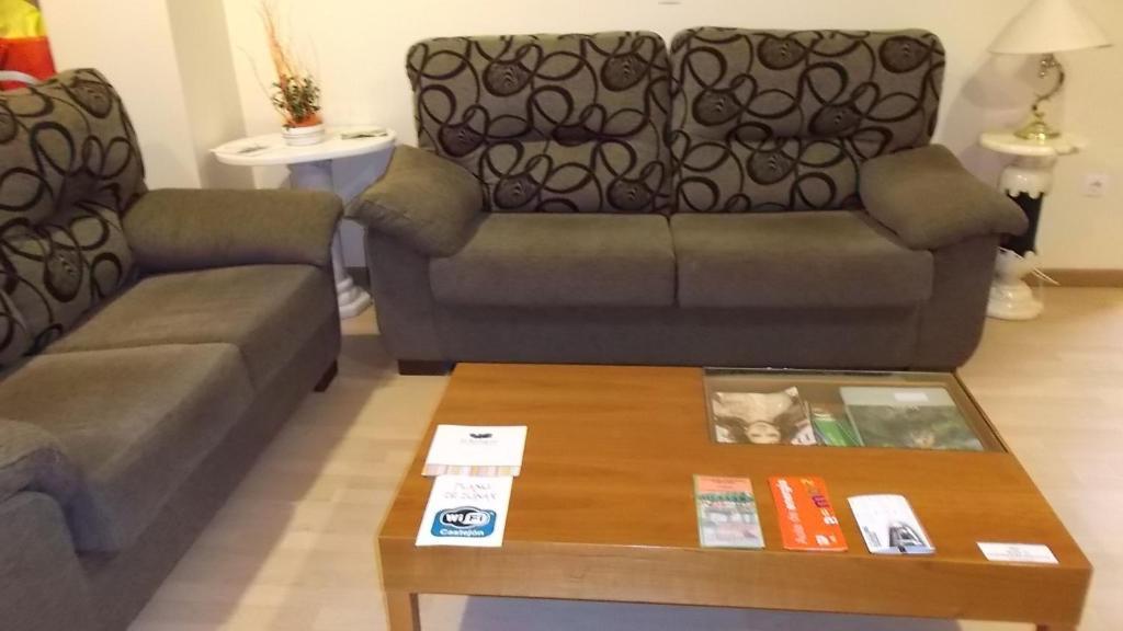 Hostal Europa カステホン エクステリア 写真